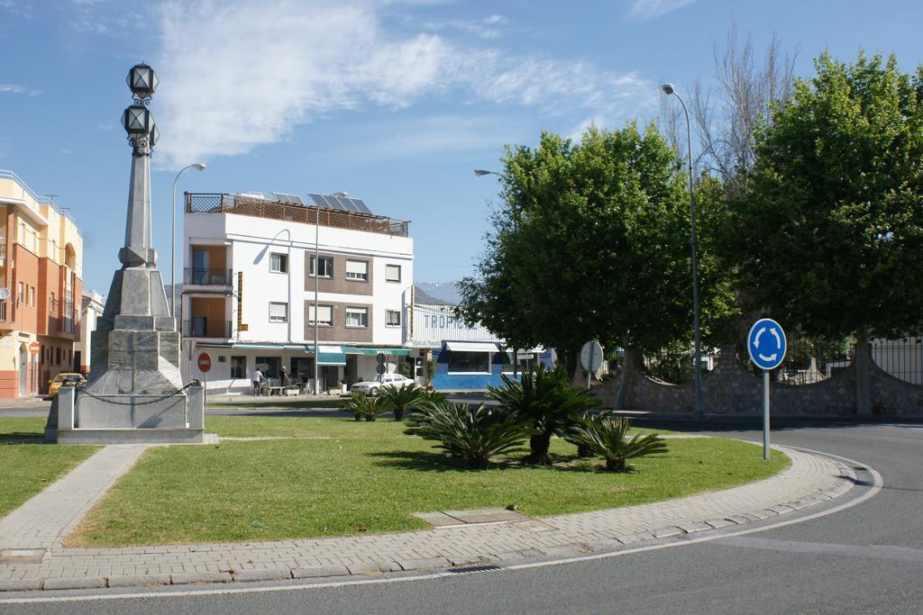 Hostal Puerto Beach Motril Esterno foto