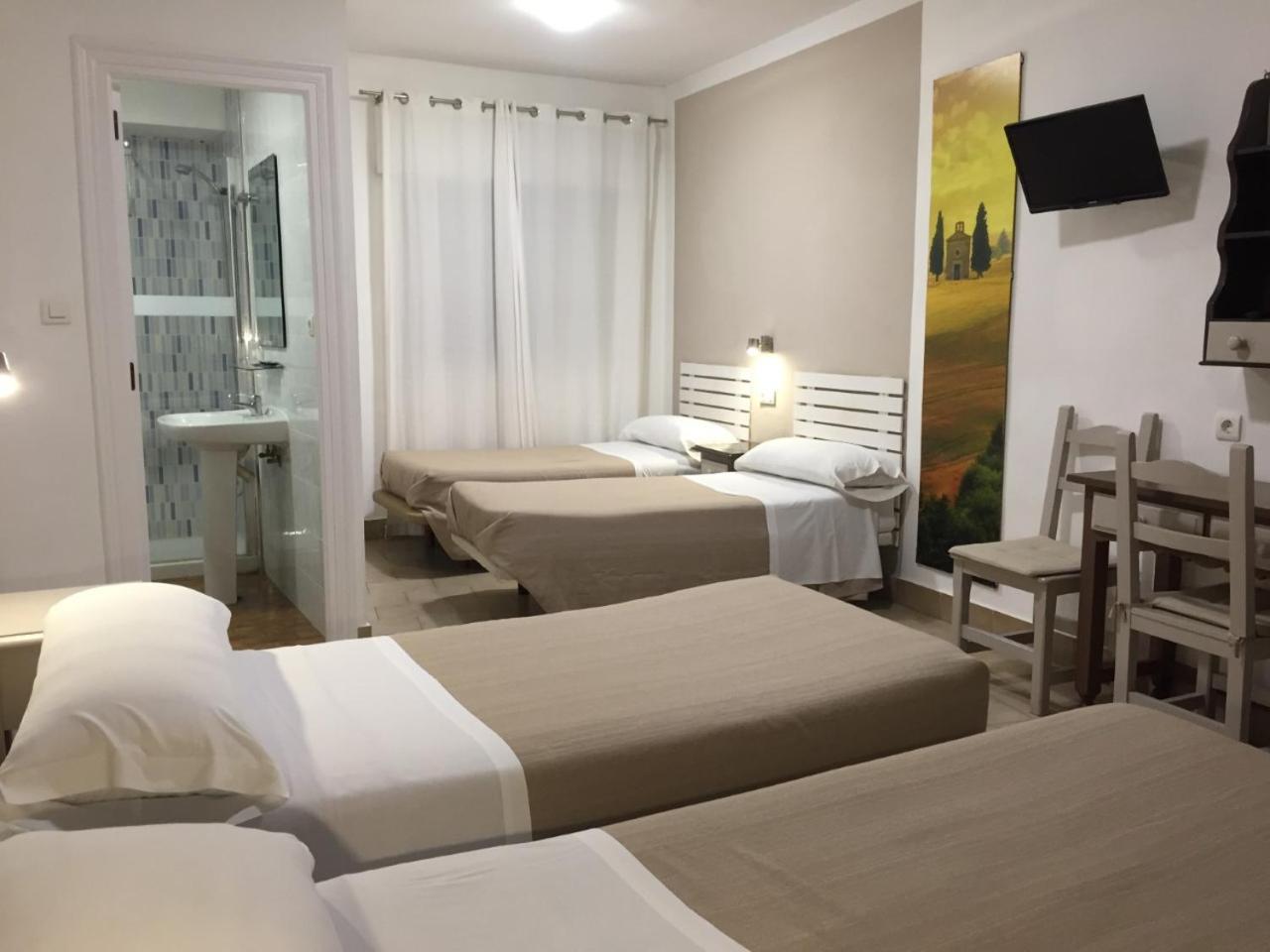 Hostal Puerto Beach Motril Esterno foto